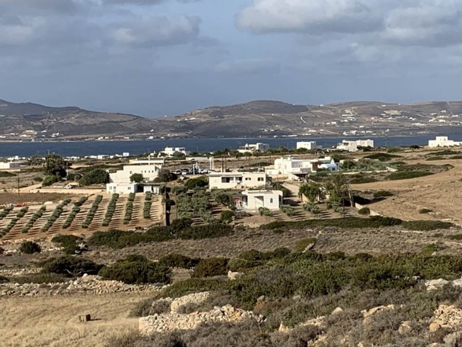 (For Sale) Land Plot || Cyclades/Paros - 17.000 Sq.m, 750.000€ 