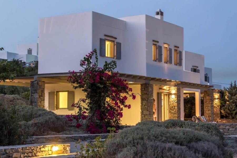 (For Sale) Residential Villa || Cyclades/Paros - 175 Sq.m, 4 Bedrooms, 1.150.000€ 