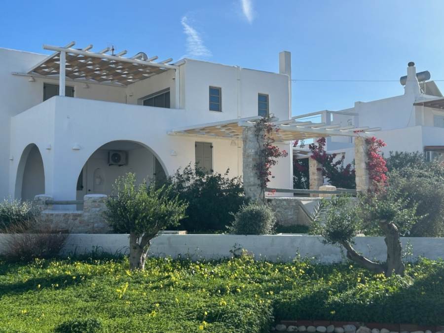 (For Sale) Residential Detached house || Cyclades/Paros - 124 Sq.m, 2 Bedrooms, 465.000€ 